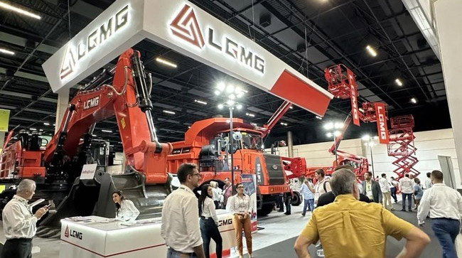 明星产品引领行业革新风潮！350vip浦京集团(股份)重机闪耀巴西展！